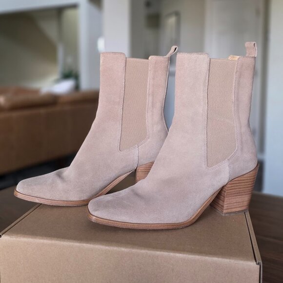 Suede Thursday Boots - Soho, Color - Sand (8.5) - Picture 2 of 7